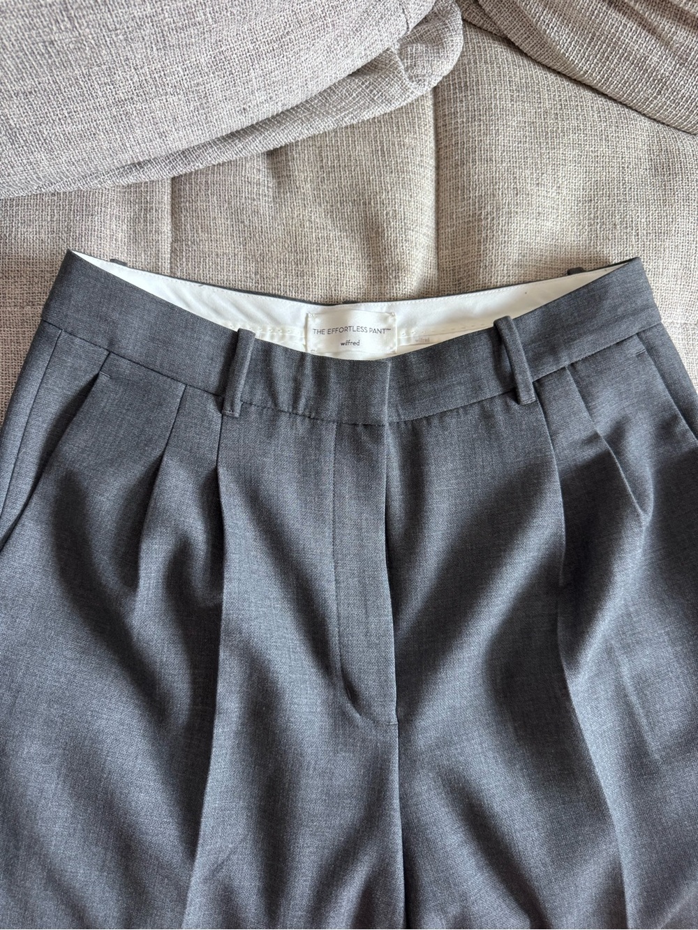 Aritzia Effortless Pant - Heather Dark Gray - Size 12 - Like New